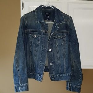 GAP Womens Jean Jacket, stretch. Size M